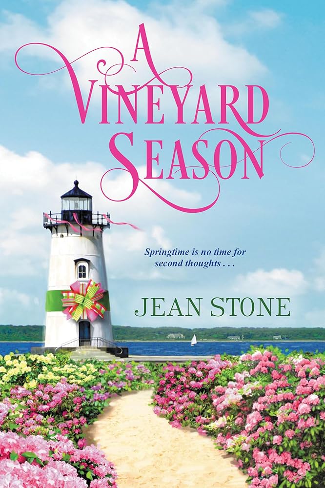 A Vineyard Season (A Vineyard Novel) cover image