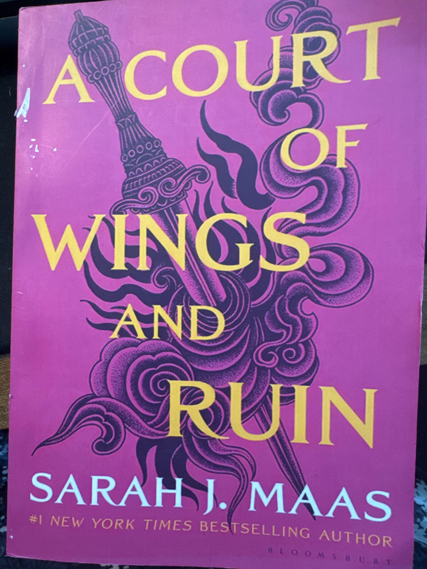 A Court of Wings and Ruin - Target Exclusive (Court of Thorns and Roses)