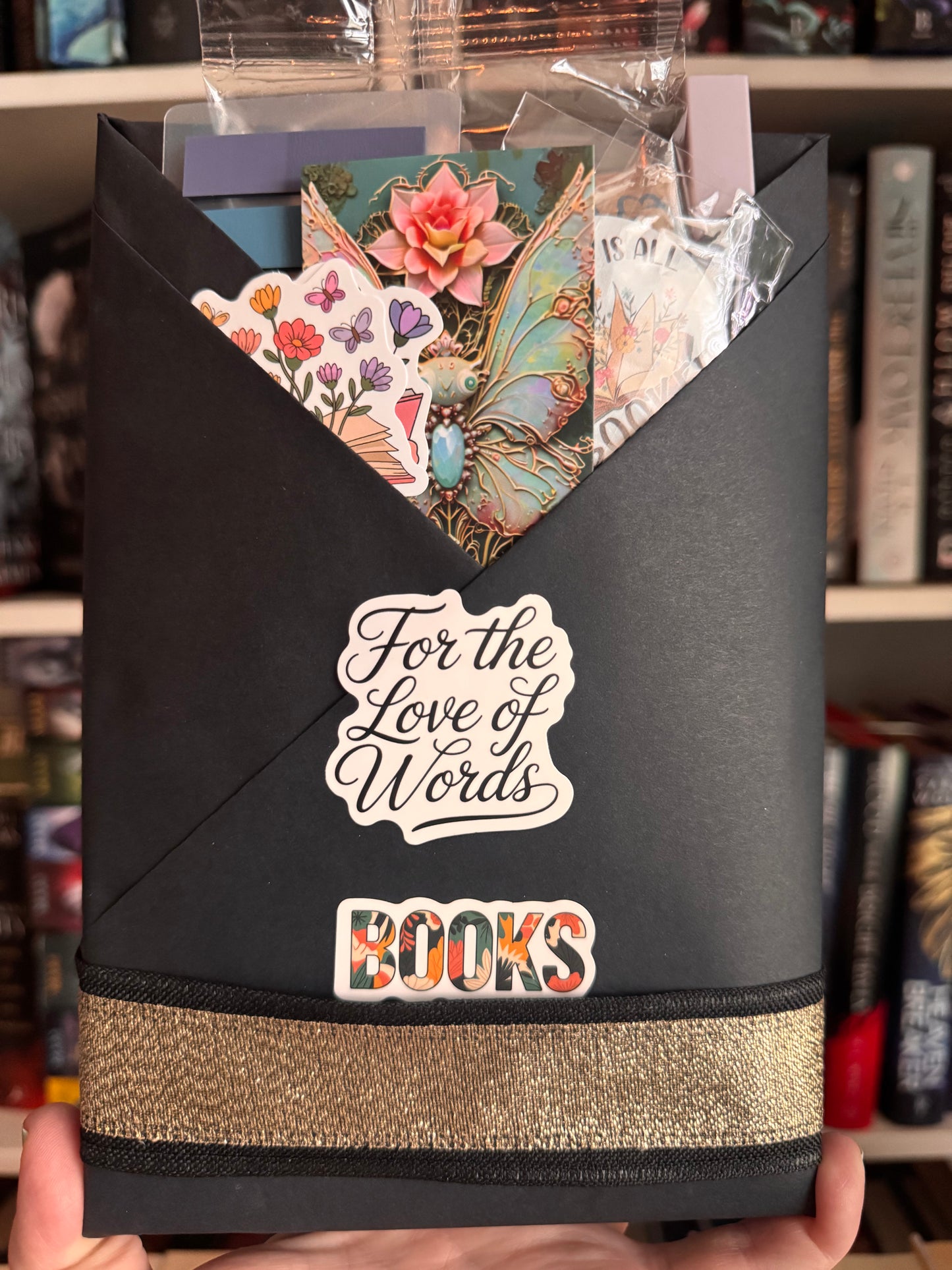 Blind Date with a Book —Your Surprise Book Awaits!