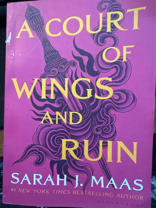 A Court of Wings and Ruin - Target Exclusive (Court of Thorns and Roses)
